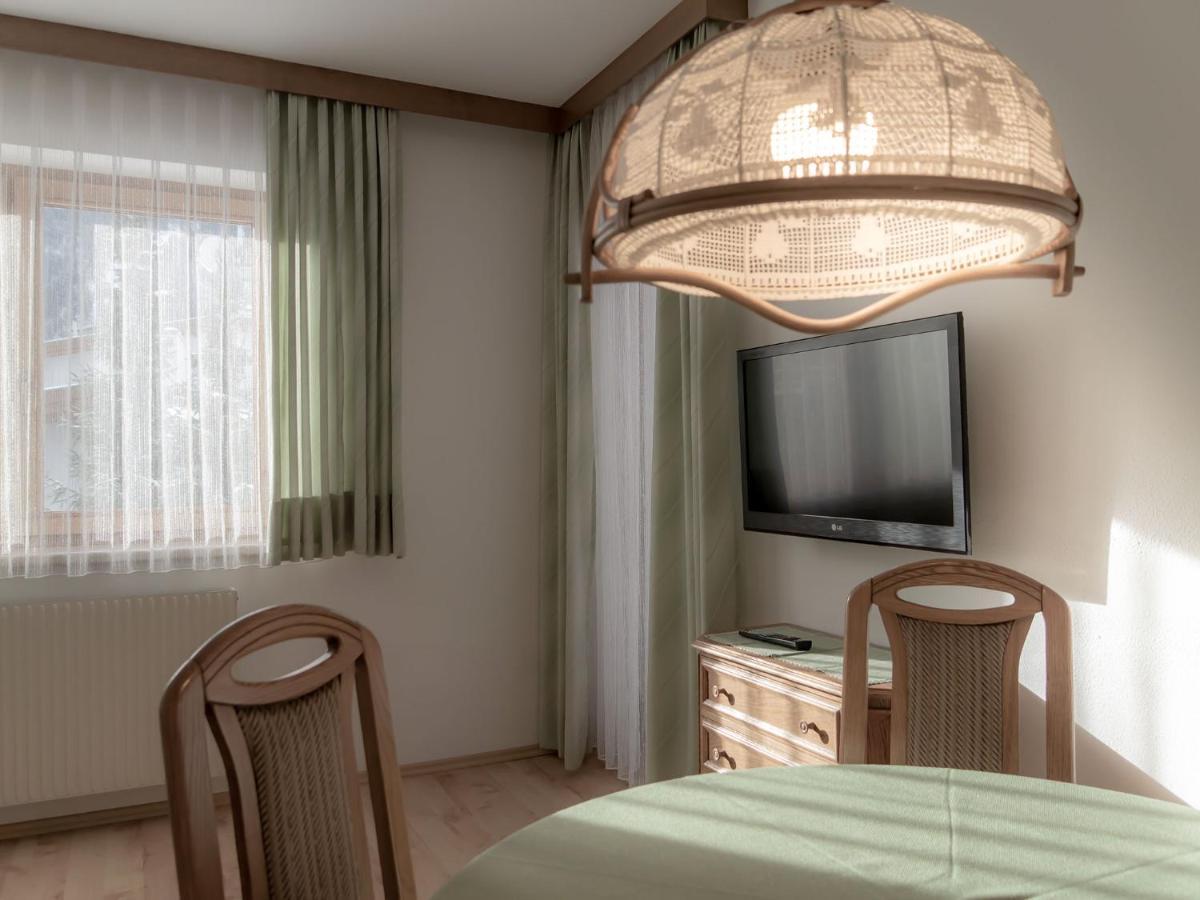 Alpenblick Appartements เนาดาส ภายนอก รูปภาพ